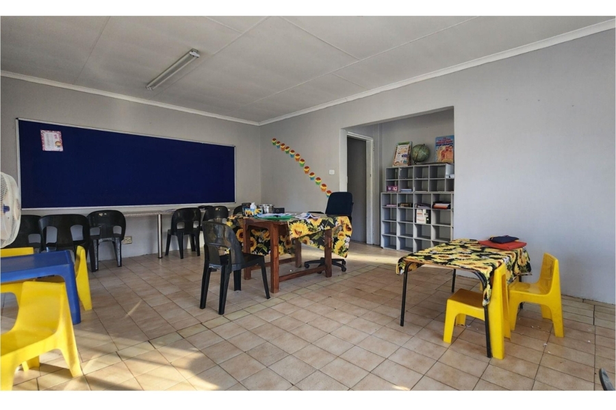 8 Bedroom Property for Sale in Schoemansville North West